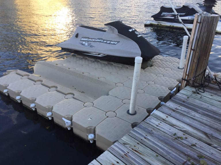 JetSLIDE 2slideon Jet Ski Deluxe dock with posts Candock Miami